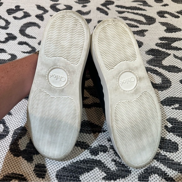 CHLOE | Lauren Black Leather Scalloped Sneaker - Picture 5 of 7